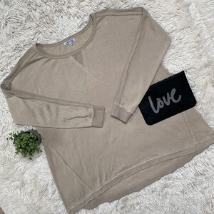 White Birch Oversized Raw Seam Top 💗 Tan